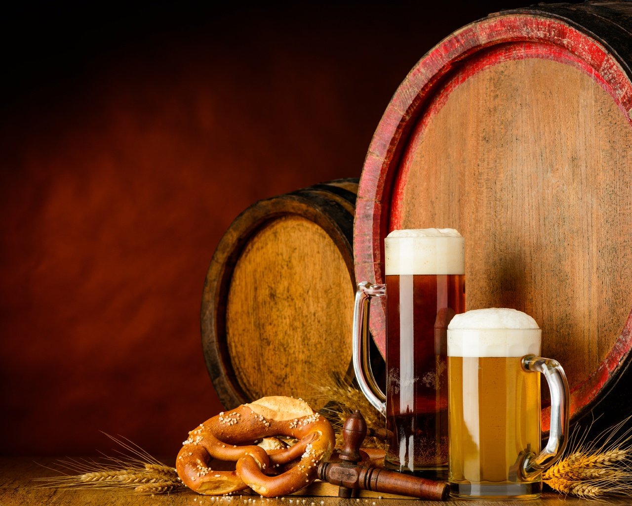 Обои колосья, стаканы, пиво, бочки, пена, крендель, ears, glasses, beer, barrels, foam, pretzel разрешение 7105x4912 Загрузить