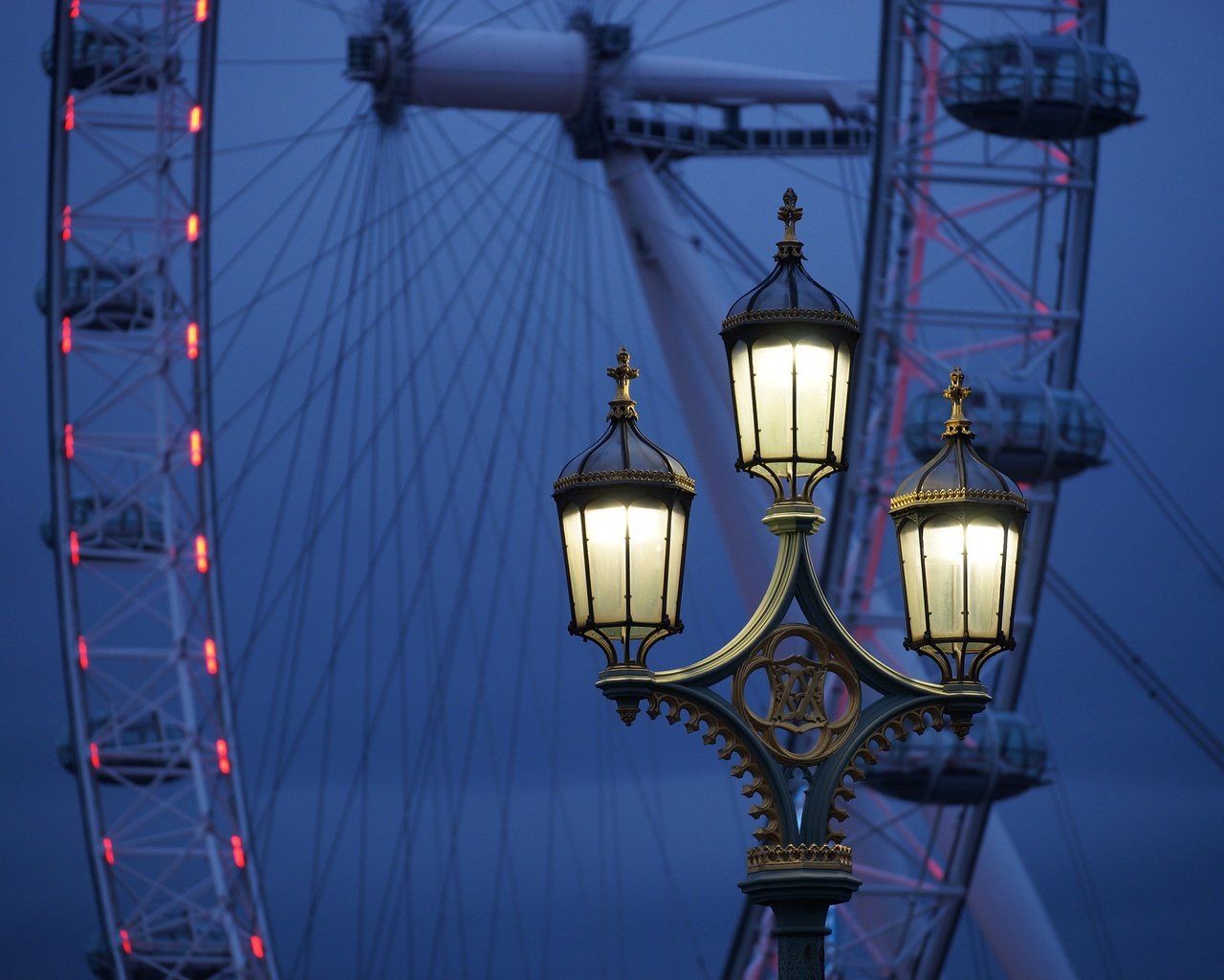 Обои лондон, колесо обозрения, англия, фонарь, лондонский глаз, london, ferris wheel, england, lantern, the london eye разрешение 2400x1600 Загрузить