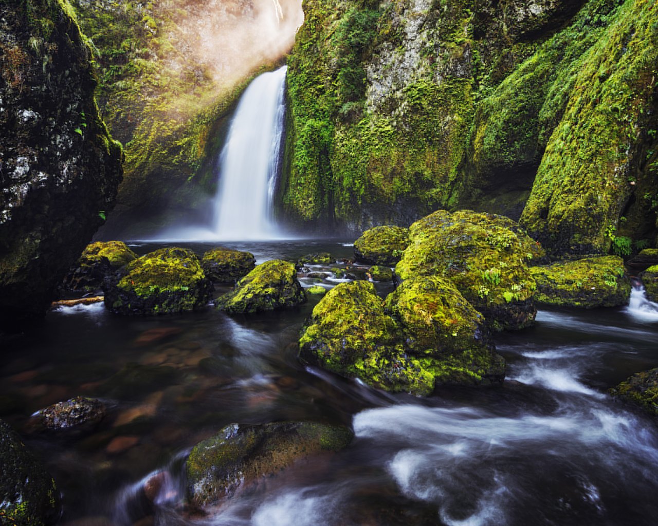 Обои река, природа, водопад, sven mueller, river, nature, waterfall разрешение 2880x1800 Загрузить