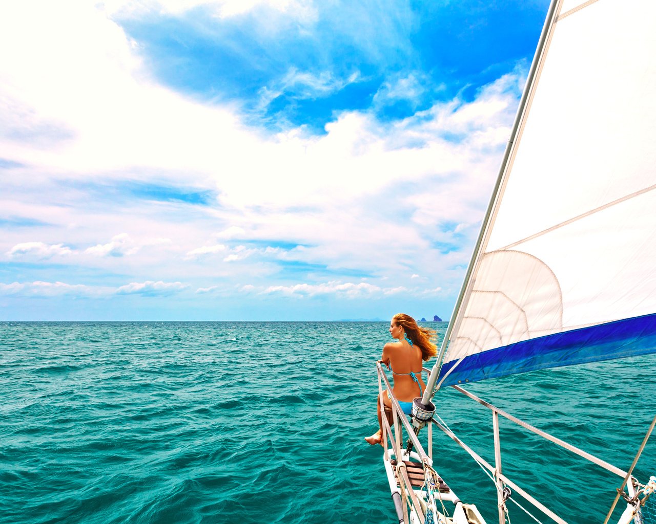 Обои девушка, море, яхта, 18, girl, sea, yacht разрешение 5616x3744 Загрузить