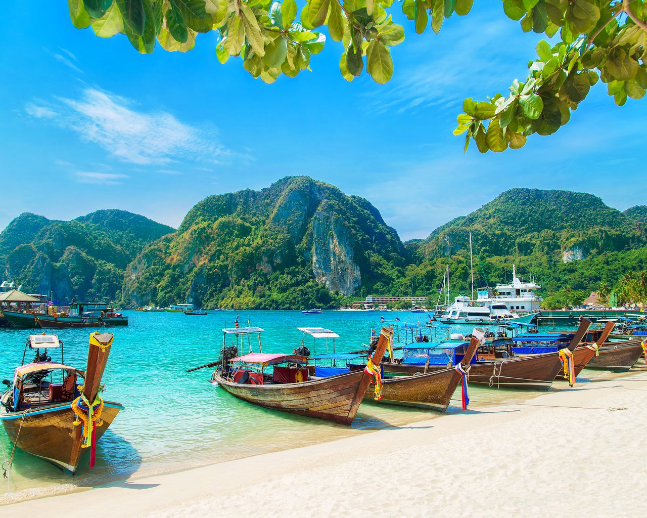 Обои море, пляж, лодки, таиланд, тропики, sea, beach, boats, thailand, tropics разрешение 2805x2000 Загрузить