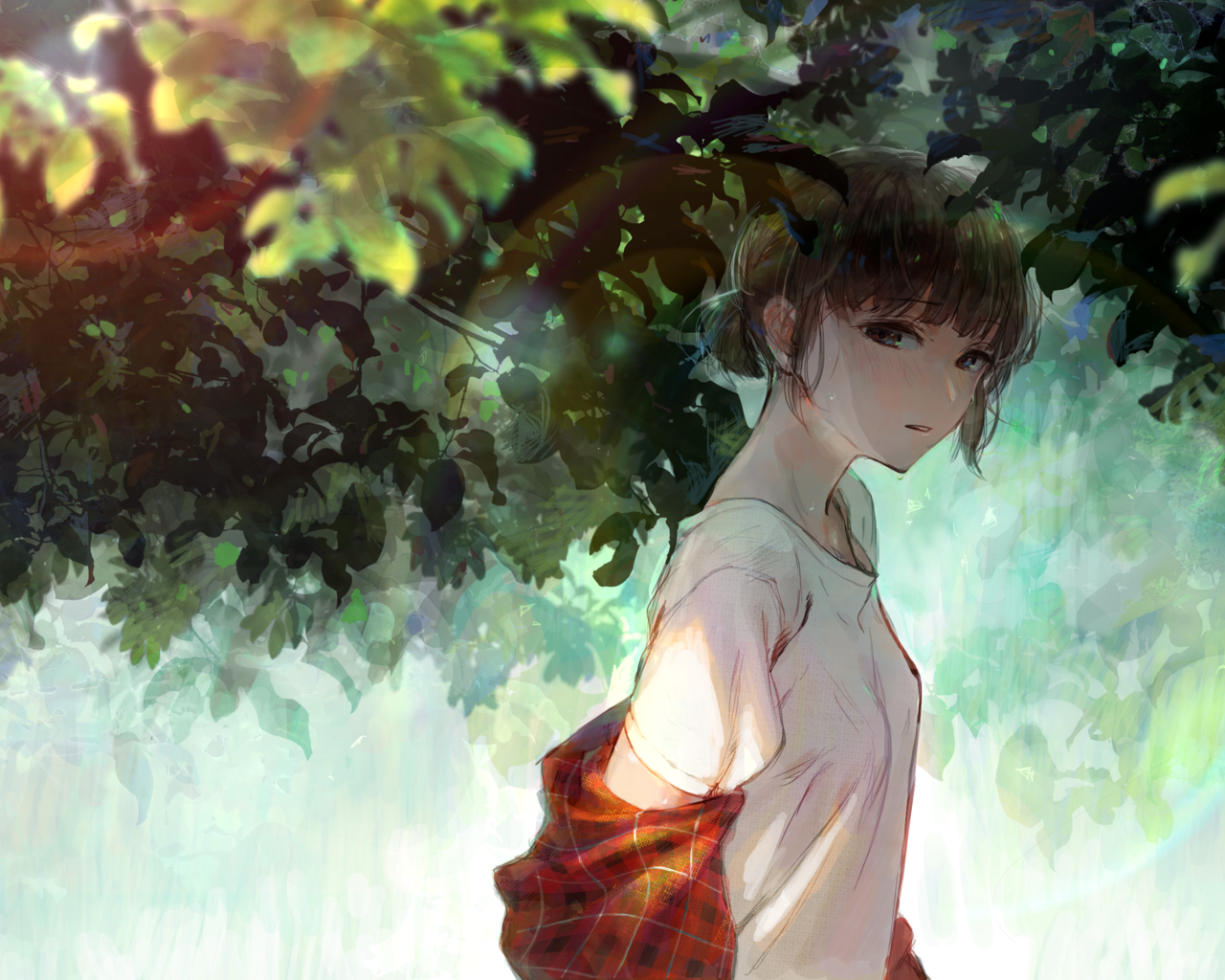 Обои  листья, летнее, короткая стрижка, аниме девочка,     дерево, leaves, summer, short hair, anime girl, tree разрешение 2500x1800 Загрузить