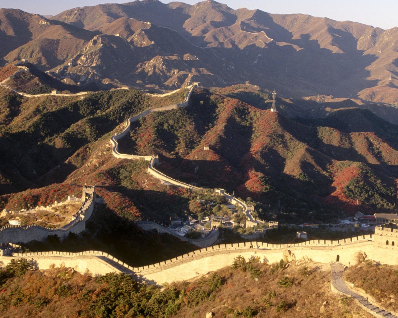 Обои горы, пейзаж, китай, великая китайская стена, mountains, landscape, china, the great wall of china разрешение 1920x1080 Загрузить