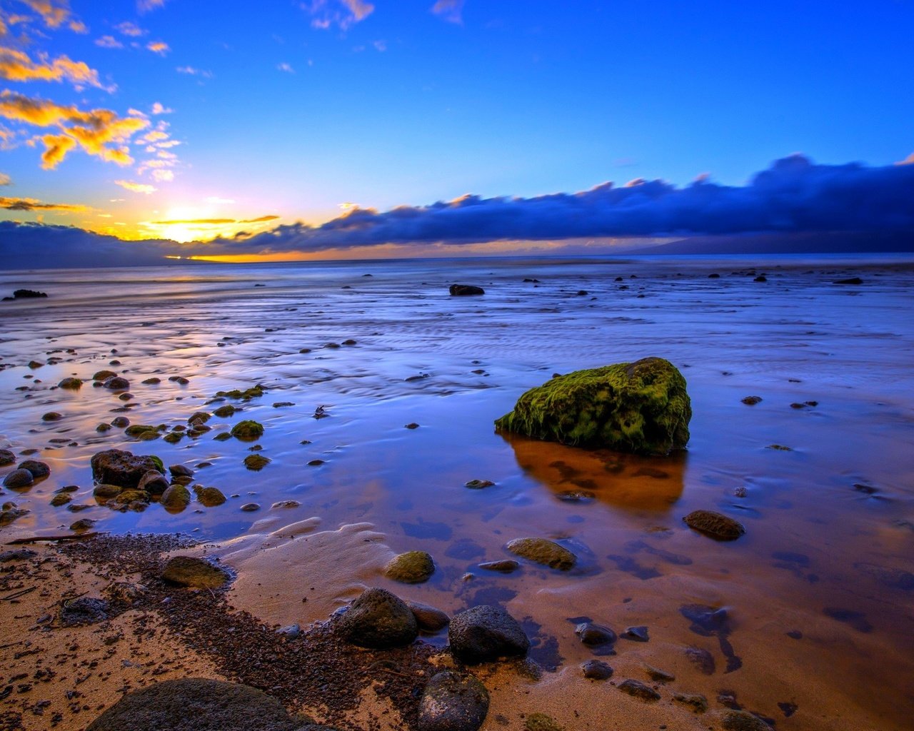 Обои камни, пляж, побережье, океан, сша, гавайи, остров мауи, stones, beach, coast, the ocean, usa, hawaii разрешение 2560x1600 Загрузить