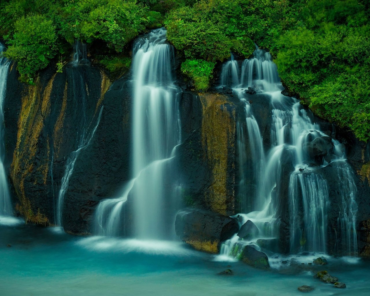 Обои водопад, поток, waterfall, stream разрешение 3840x2160 Загрузить