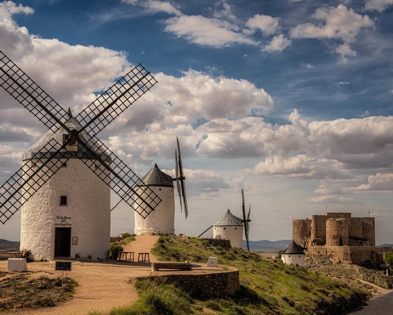 Обои замок, испания, ветряная мельница, castle, spain, windmill разрешение 3780x2363 Загрузить