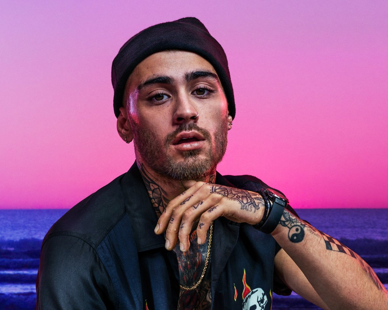 Обои татуировки, шапка, британский, певец, зейн малик, zane malik, tattoo, hat, british, singer разрешение 4663x2623 Загрузить