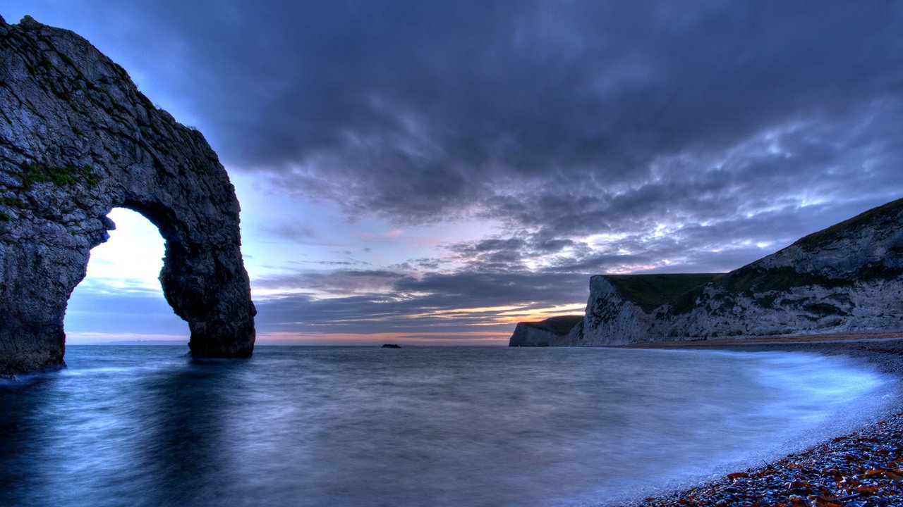 Обои скалы, тучи, море, англия, бухта, rocks, clouds, sea, england, bay разрешение 1920x1080 Загрузить