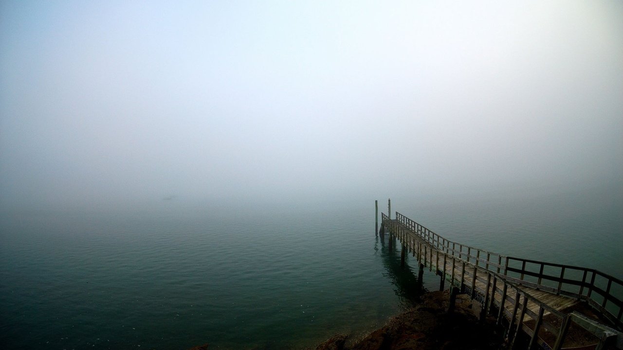 Обои туман, причал, fog, pier разрешение 1920x1285 Загрузить