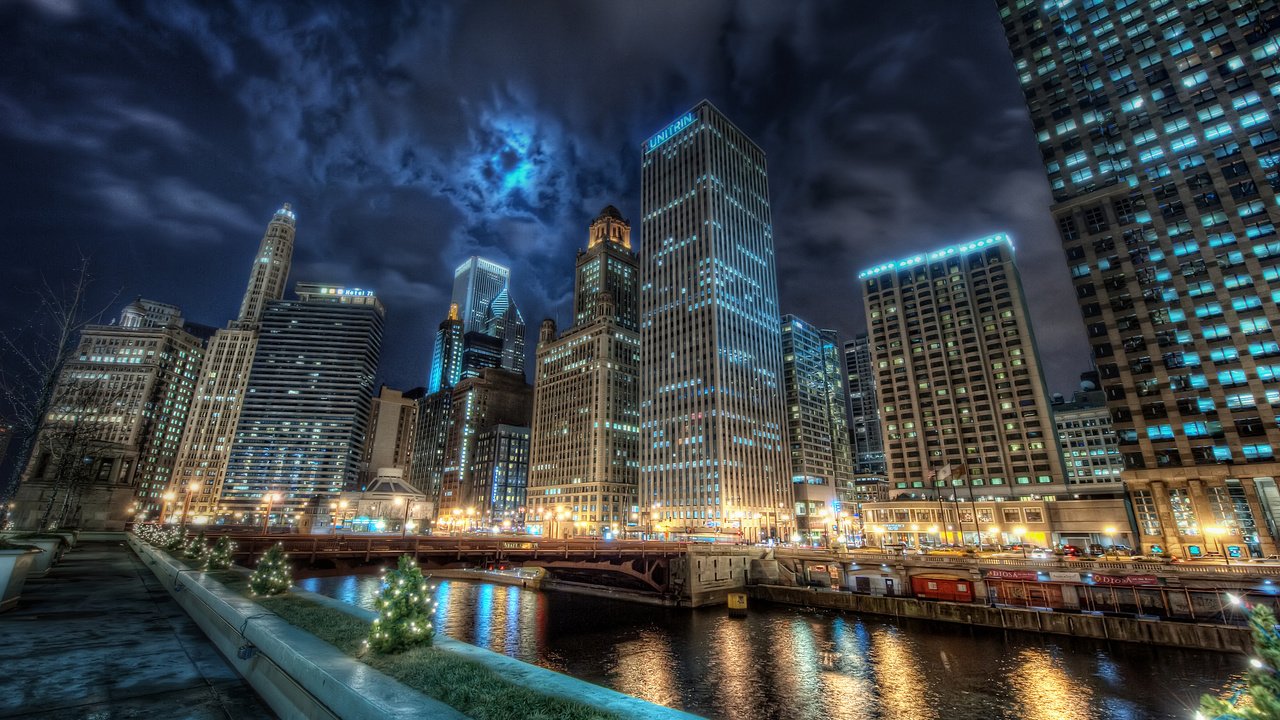 Обои панорама, канал, небоскребы, ночной город, чикаго, panorama, channel, skyscrapers, night city, chicago разрешение 2700x1800 Загрузить