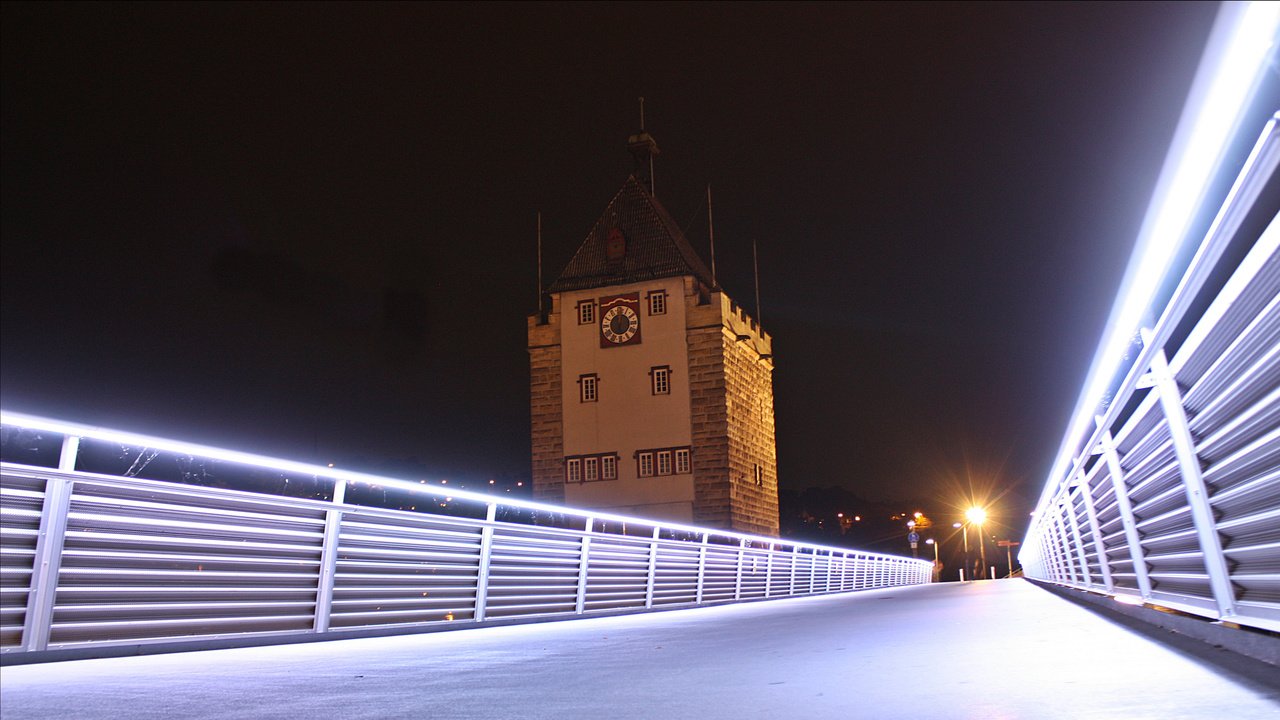 Обои свет, ночь, город, германия, esslingen, light, night, the city, germany разрешение 3200x1801 Загрузить