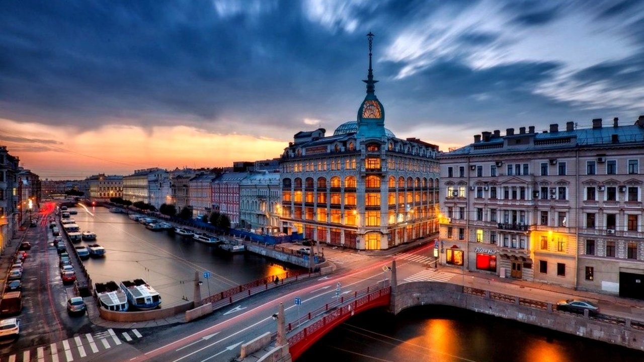 Обои облака, огни, вечер, река, мост, набережная, clouds, lights, the evening, river, bridge, promenade разрешение 2000x1297 Загрузить