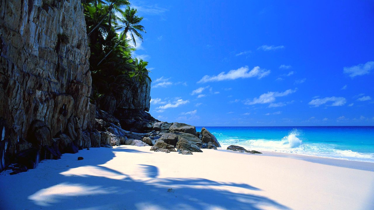 Обои скалы, пляж, тропики, rocks, beach, tropics разрешение 1920x1440 Загрузить