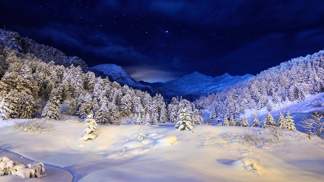 Обои зимняя ночь в горах, winter night in the mountains разрешение 1920x1080 Загрузить