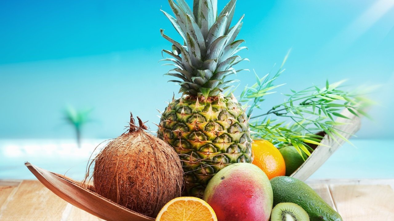 Обои апельсин, киви, кокос, ананас, orange, kiwi, coconut, pineapple разрешение 2560x1600 Загрузить