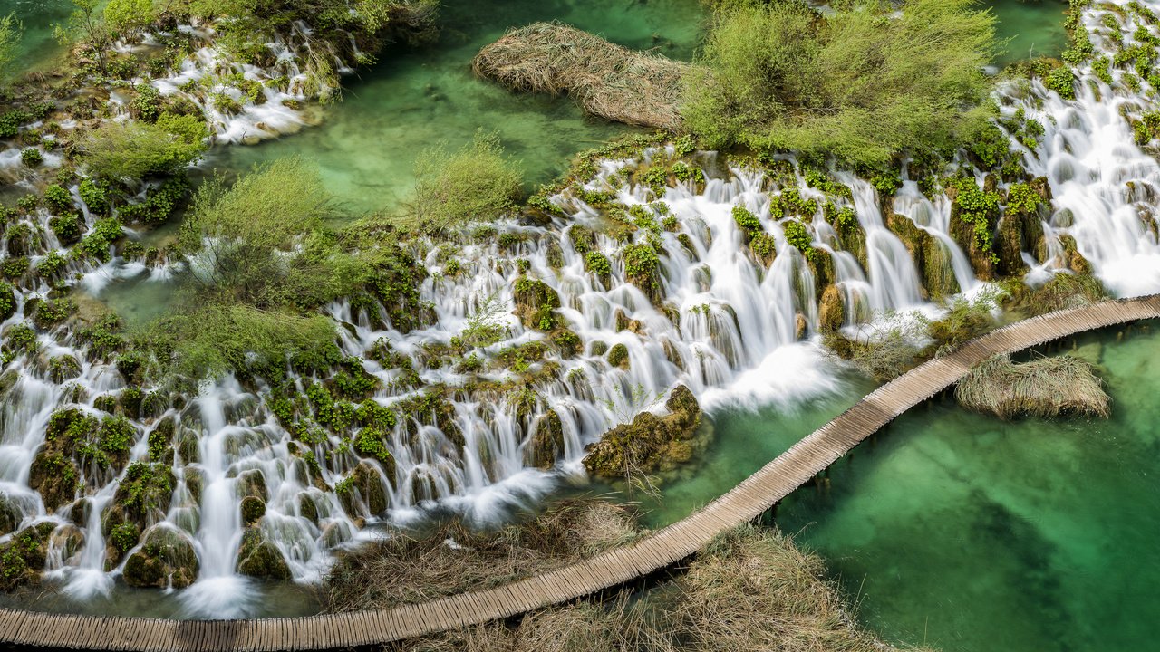 Обои мост, хорватия, водопады, плитвицкие озёра, каскад, bridge, croatia, waterfalls, plitvice lakes, cascade разрешение 2048x1367 Загрузить