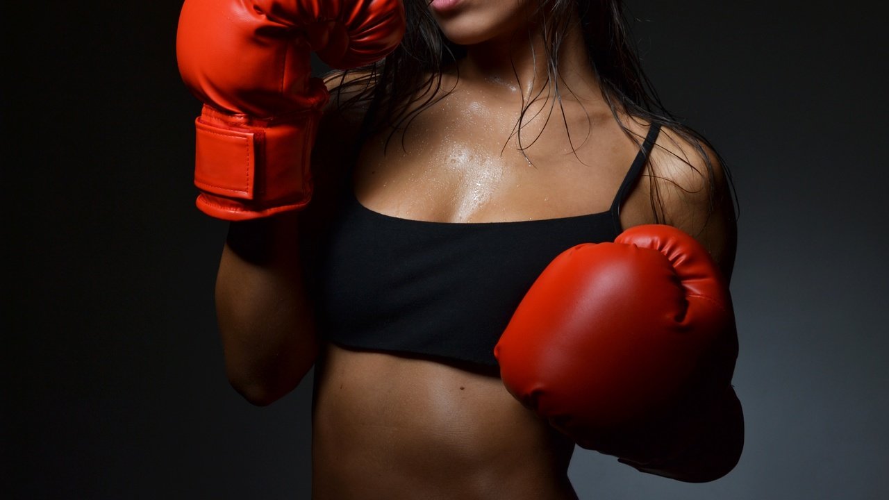 Обои девушка, бокс, боксерские перчатки, girl, boxing, boxing gloves разрешение 4608x3072 Загрузить