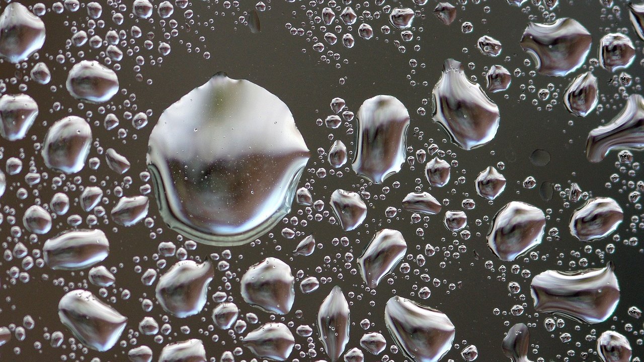 Обои вода, фон, капли, стекло, water, background, drops, glass разрешение 2972x1997 Загрузить