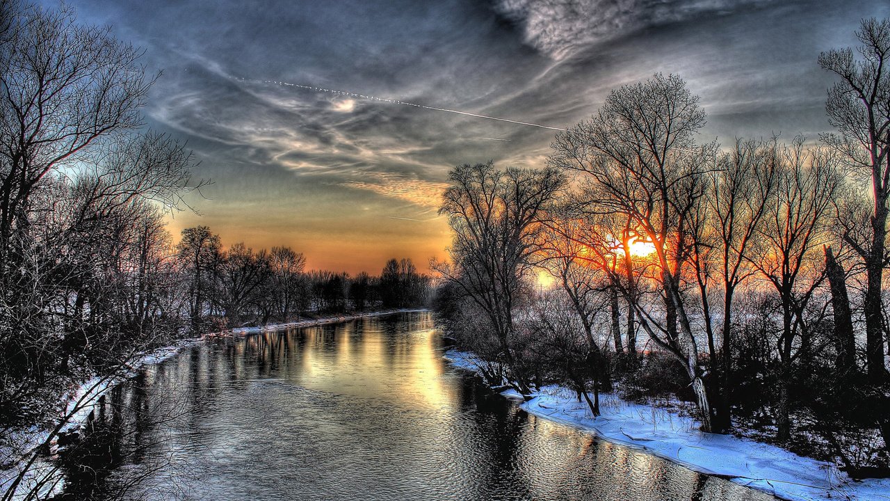 Обои деревья, река, снег, закат, зима, trees, river, snow, sunset, winter разрешение 2560x1600 Загрузить