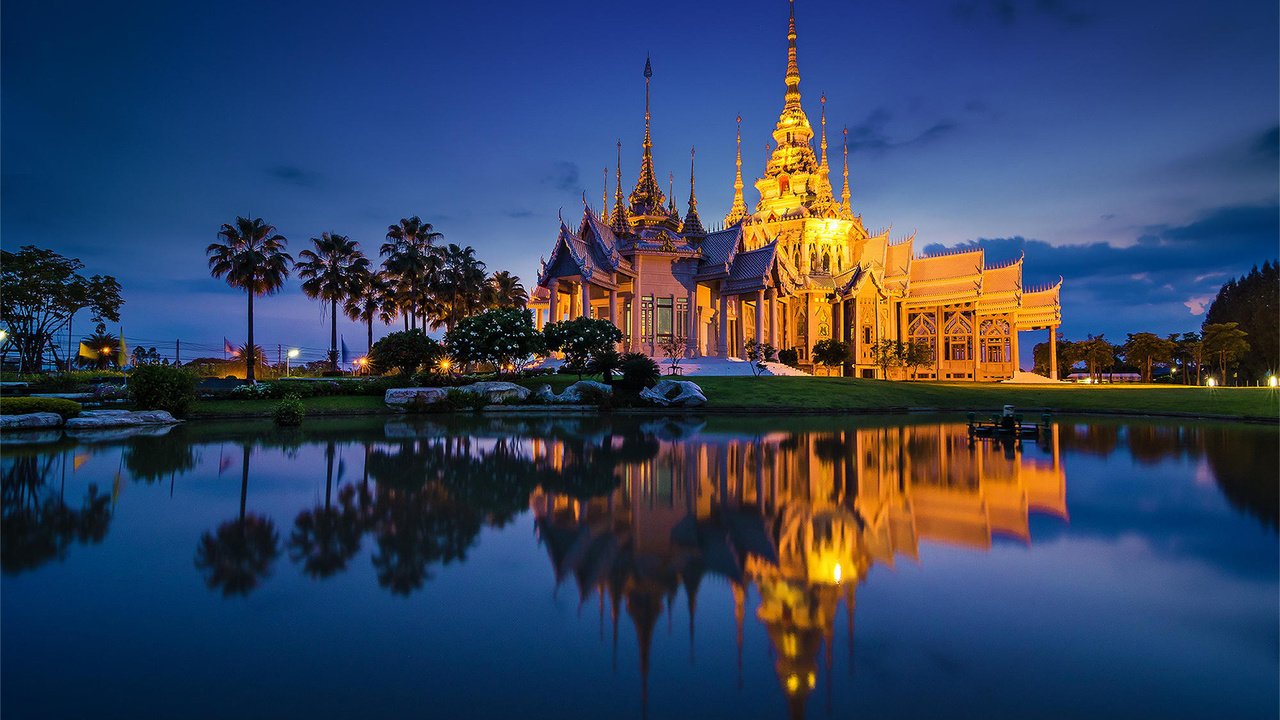 Обои ночь, отражение, тайланд, дворец, night, reflection, thailand, palace разрешение 1920x1200 Загрузить