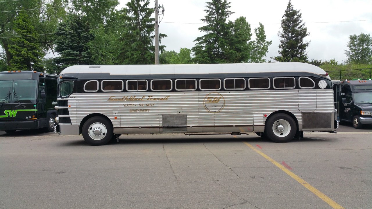 Обои 1947 bus разрешение 5312x2988 Загрузить