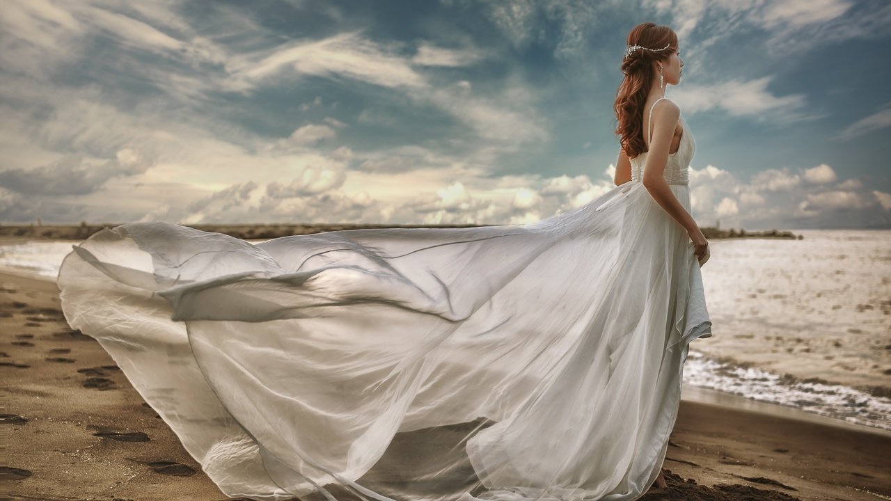 Обои море, платье, азиатка, невеста, sea, dress, asian, the bride разрешение 1920x1243 Загрузить