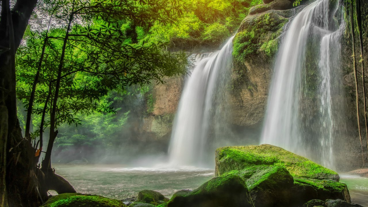 Обои вода, камни, зелень, водопад, мох, потоки, water, stones, greens, waterfall, moss, threads разрешение 2048x1365 Загрузить