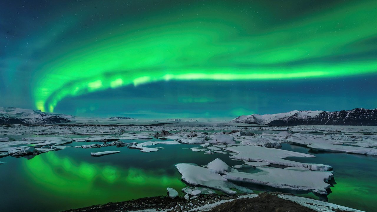 Обои озеро, горы, лёд, северное сияние, исландия, aurora borealis, lake, mountains, ice, northern lights, iceland разрешение 1920x1200 Загрузить