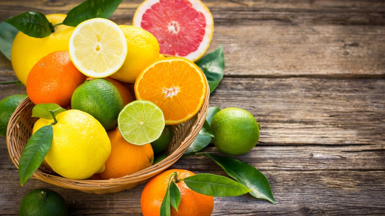 Обои фрукты, лимон, апельсин, лайм, цитрус, цитрусы, грепфрут, fruit, lemon, orange, lime, citrus, grapefruit разрешение 2880x1894 Загрузить