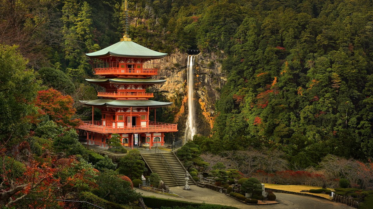 Обои горы, парк, водопад, осень, пагода, япония, здание, ступени, mountains, park, waterfall, autumn, pagoda, japan, the building, stage разрешение 2400x1350 Загрузить