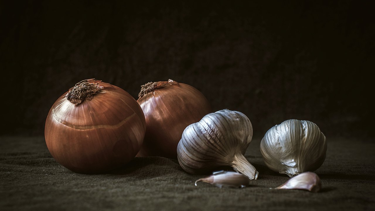 Обои лук, овощи, натюрморт, чеснок, bow, vegetables, still life, garlic разрешение 4288x2633 Загрузить