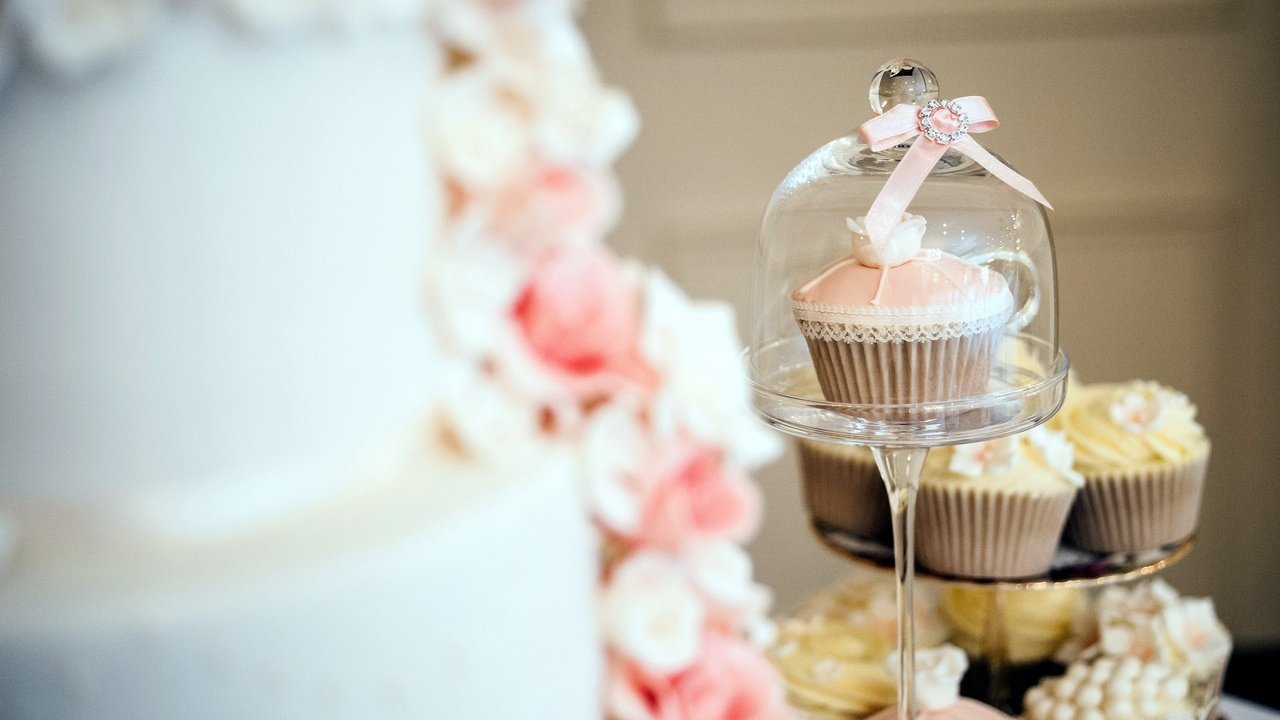 Обои свадьба, украшение, торт, кексы, wedding, decoration, cake, cupcakes разрешение 2560x1672 Загрузить