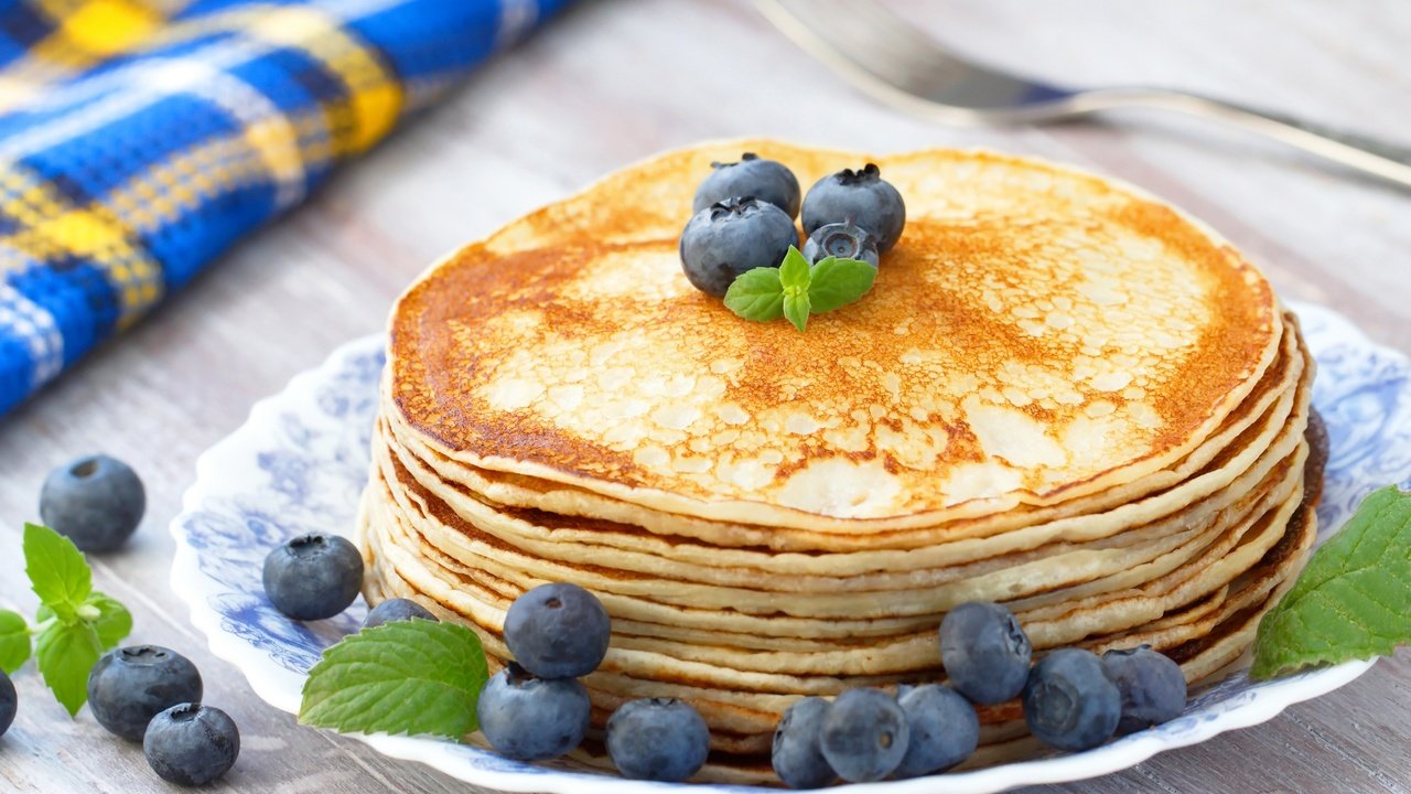 Обои ягода, черника, блинчики, блины, голубика, baking, панкейк, berry, blueberries, pancakes, pancake разрешение 2880x1920 Загрузить