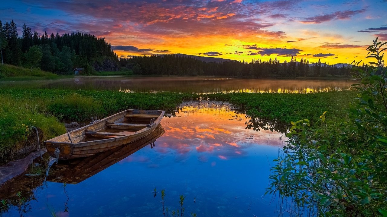 Обои озеро, природа, закат, отражение, лодка, lake, nature, sunset, reflection, boat разрешение 1920x1200 Загрузить