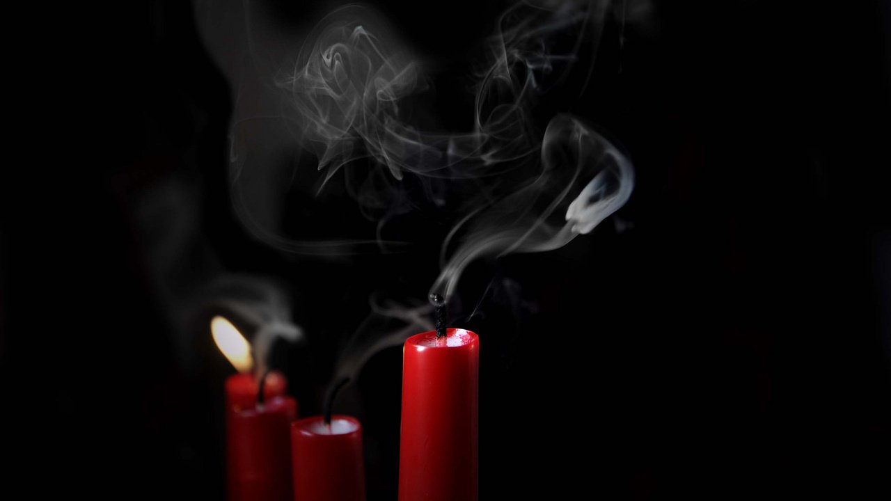 Обои свечи, пламя, макро, фон, огонь, пламя свечи, candles, flame, macro, background, fire, the flame of a candle разрешение 2048x1360 Загрузить