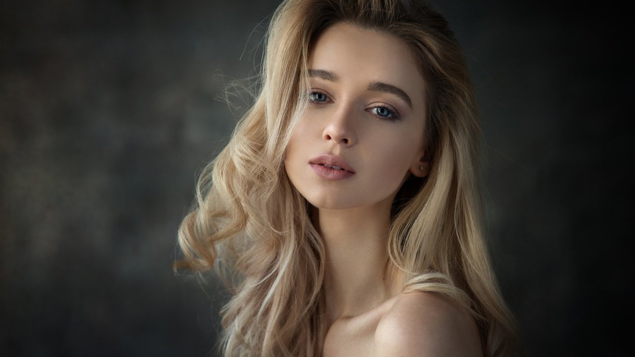 Обои девушка, блондинка, портрет, взгляд, фотограф, анна, dennis drozhzhin, girl, blonde, portrait, look, photographer, anna разрешение 2048x1387 Загрузить