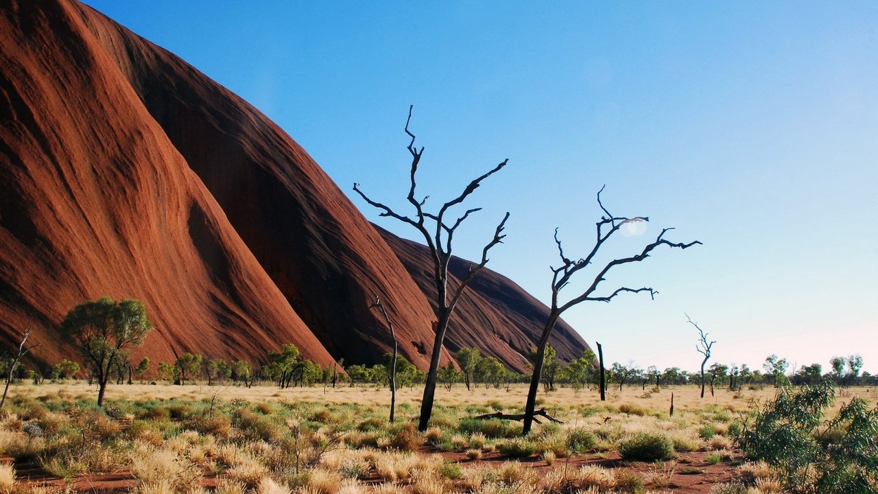 Обои горы, скалы, австралия, национальный парк, улуру-ката-тьюта, uluṟu-kata tjuṯa national park, mountains, rocks, australia, national park, uluru-kata-tjuta разрешение 1920x1080 Загрузить