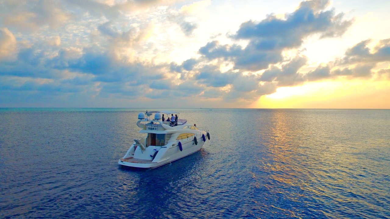 Обои закат, море, яхта, отдых, sunset, sea, yacht, stay разрешение 3926x2944 Загрузить