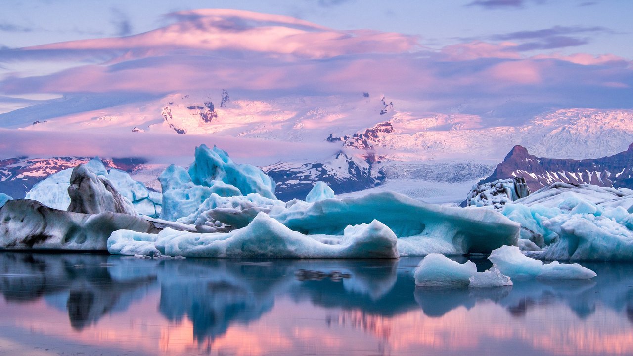 Обои зима, henrik höffling, отражение, пейзаж, море, айсберг, океан, льды, арктика, winter, reflection, landscape, sea, iceberg, the ocean, ice, arctic разрешение 3840x2400 Загрузить