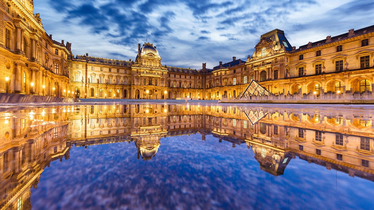 Обои вода, отражение, париж, здание, дворец, франция, лувр, water, reflection, paris, the building, palace, france, the louvre разрешение 1920x1200 Загрузить