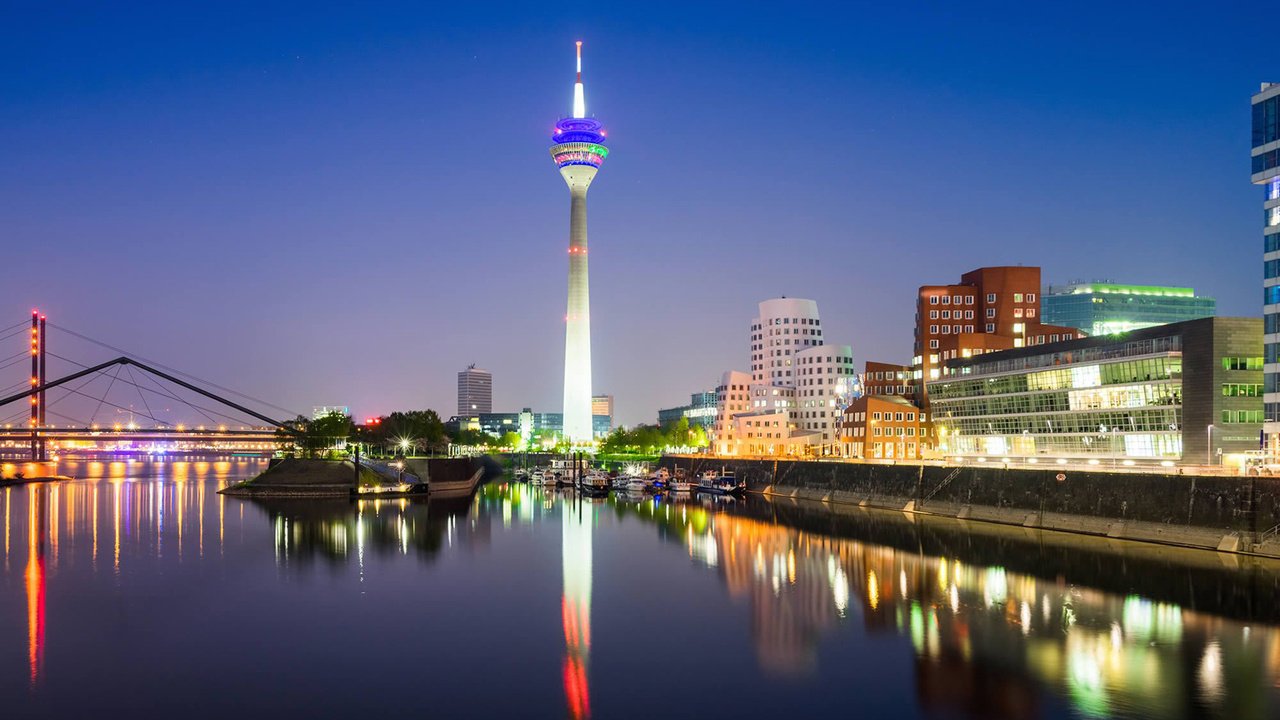 Обои ночь, огни, город, германия, дюссельдорф, night, lights, the city, germany, dusseldorf разрешение 1920x1200 Загрузить