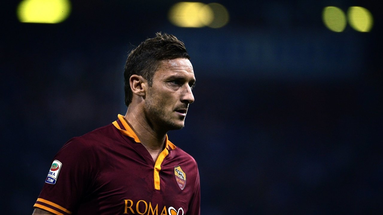 Обои портрет, взгляд, лицо, мужчина, футболист, francesco totti, франческо тотти, portrait, look, face, male, player разрешение 2880x1800 Загрузить