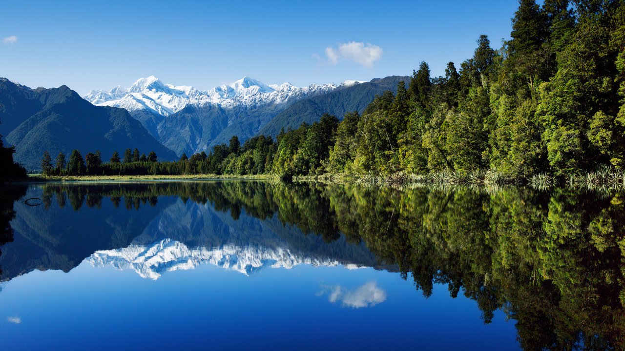 Обои небо, вода, озеро, лес, отражение, гора, новая зеландия, the sky, water, lake, forest, reflection, mountain, new zealand разрешение 1920x1280 Загрузить