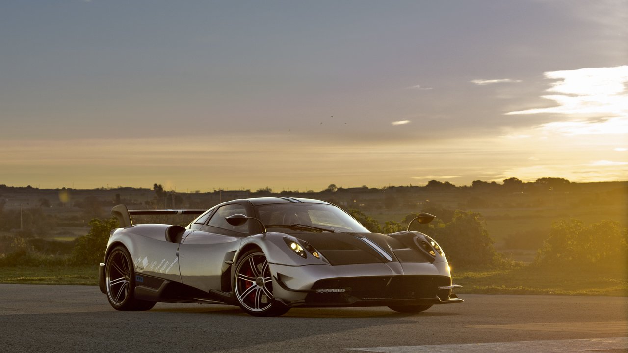 Обои дорога, вид сбоку, пагани, huayra, road, side view, pagani разрешение 3872x2581 Загрузить