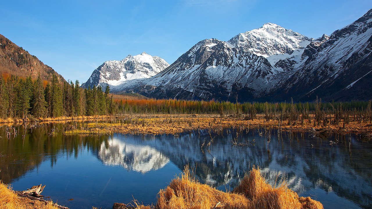 Обои озеро, горы, природа, лес, отражение, пейзаж, осень, lake, mountains, nature, forest, reflection, landscape, autumn разрешение 1920x1200 Загрузить