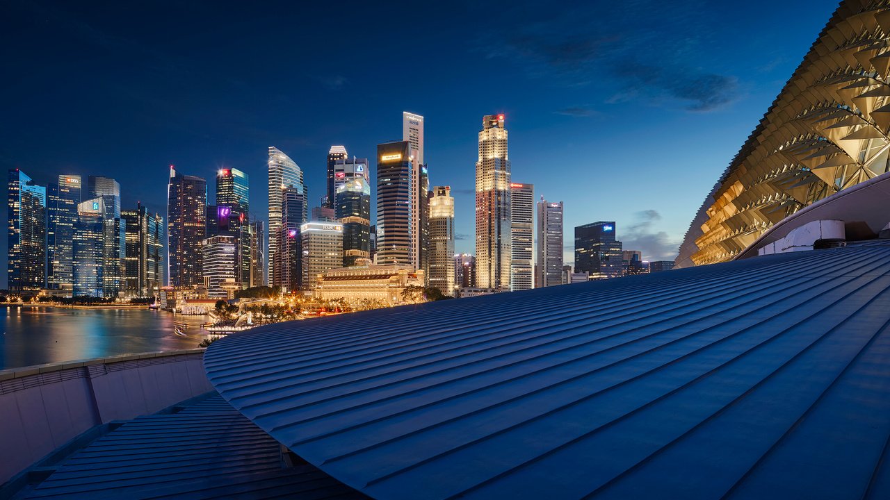 Обои азия, небоскребы, архитектура, крыша, сингапур, городской пейзаж, jonathan danker, asia, skyscrapers, architecture, roof, singapore, the urban landscape разрешение 1920x1280 Загрузить