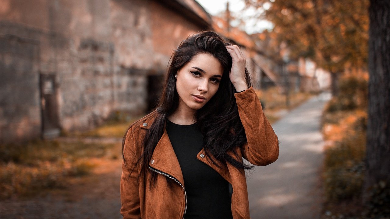 Обои девушка, брюнетка, взгляд, модель, ariane, felix thoma, girl, brunette, look, model разрешение 2048x1365 Загрузить