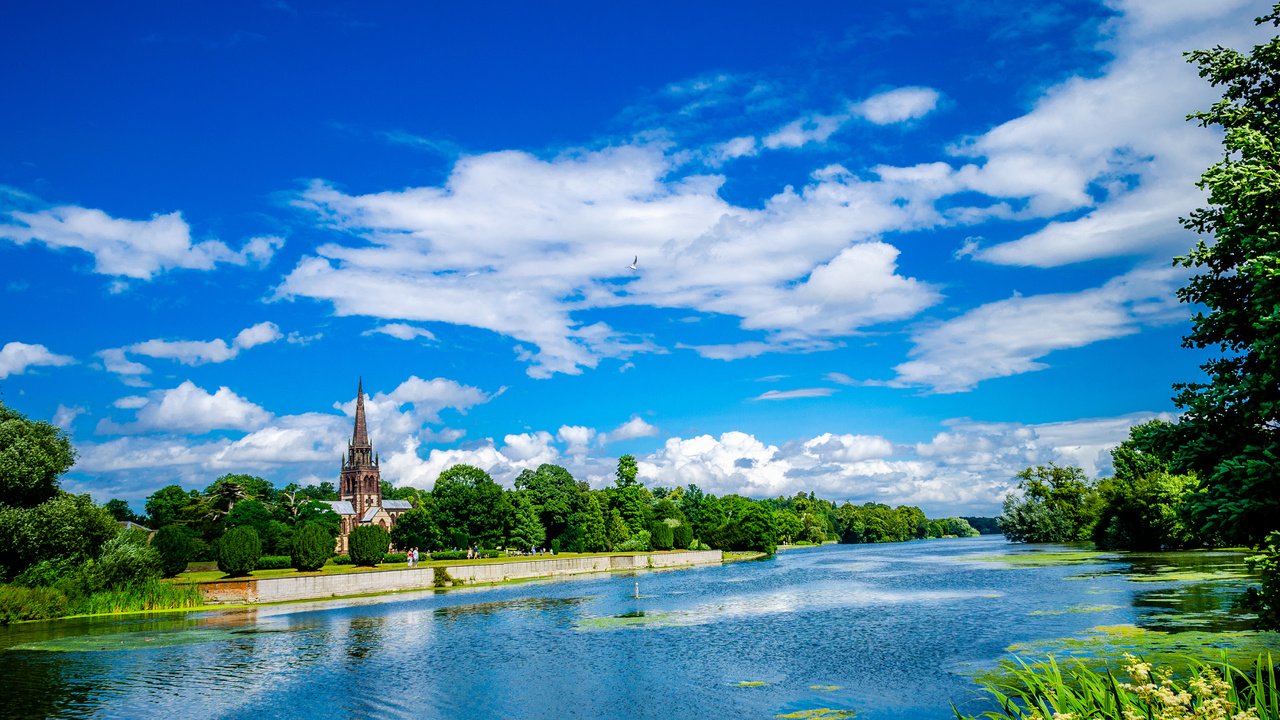 Обои небо, церковь девы марии богородицы, облака, highfields park, деревья, озеро, зелень, великобритания, церковь, ноттингемшир, the sky, the church of the virgin mary, clouds, trees, lake, greens, uk, church, nottinghamshire разрешение 4562x3022 Загрузить