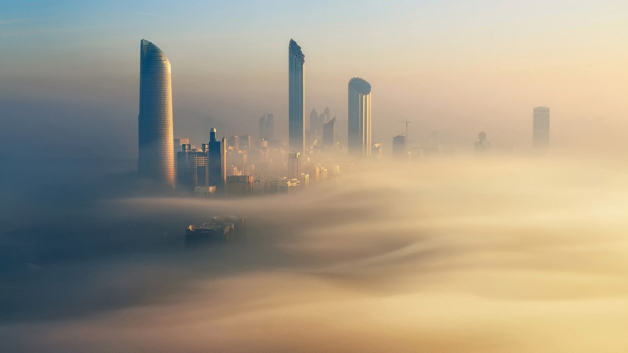 Обои утро, туман, здания, дубай, оаэ, morning, fog, building, dubai, uae разрешение 2048x1318 Загрузить