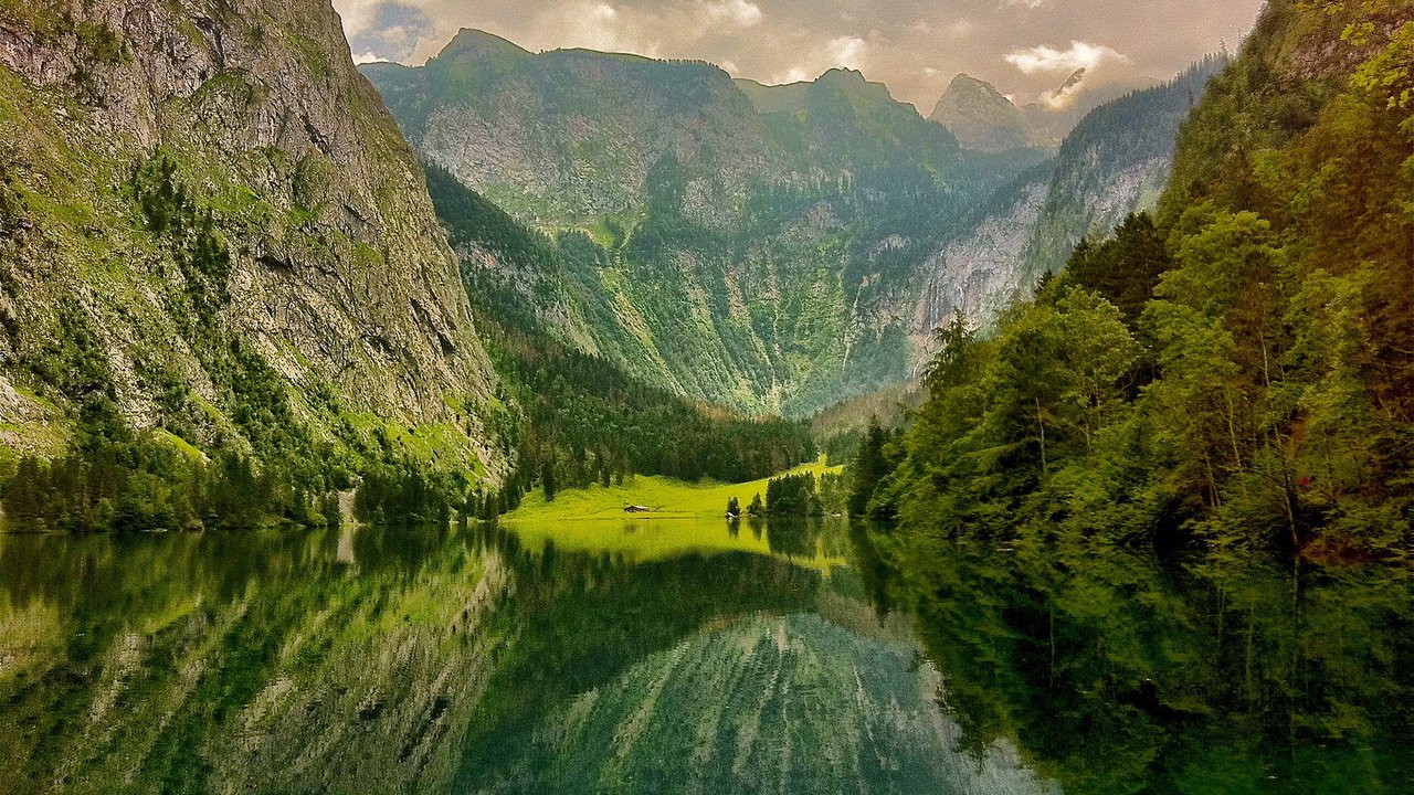 Обои деревья, озеро, горы, природа, отражение, trees, lake, mountains, nature, reflection разрешение 1920x1200 Загрузить